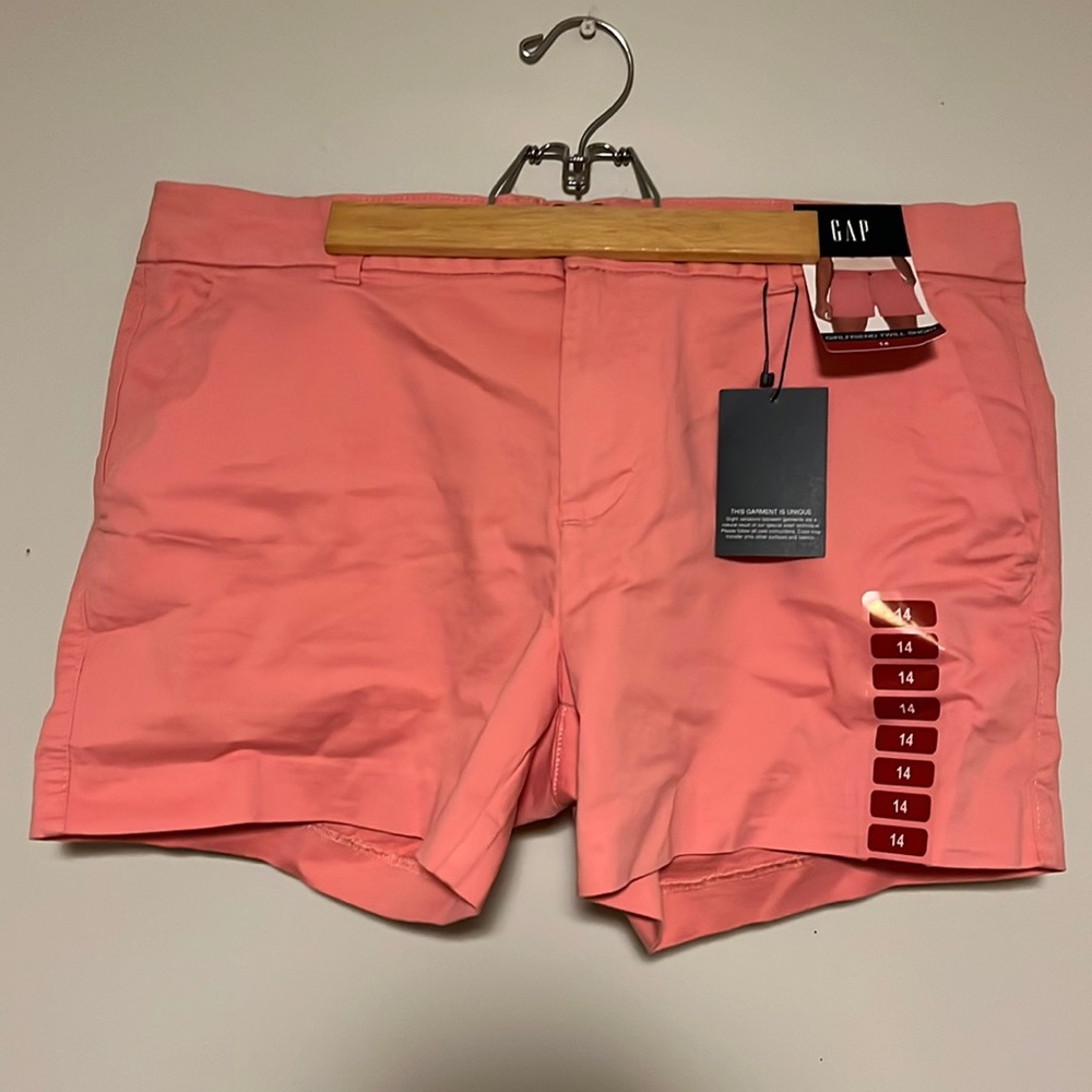 Women’s GAP Shorts
